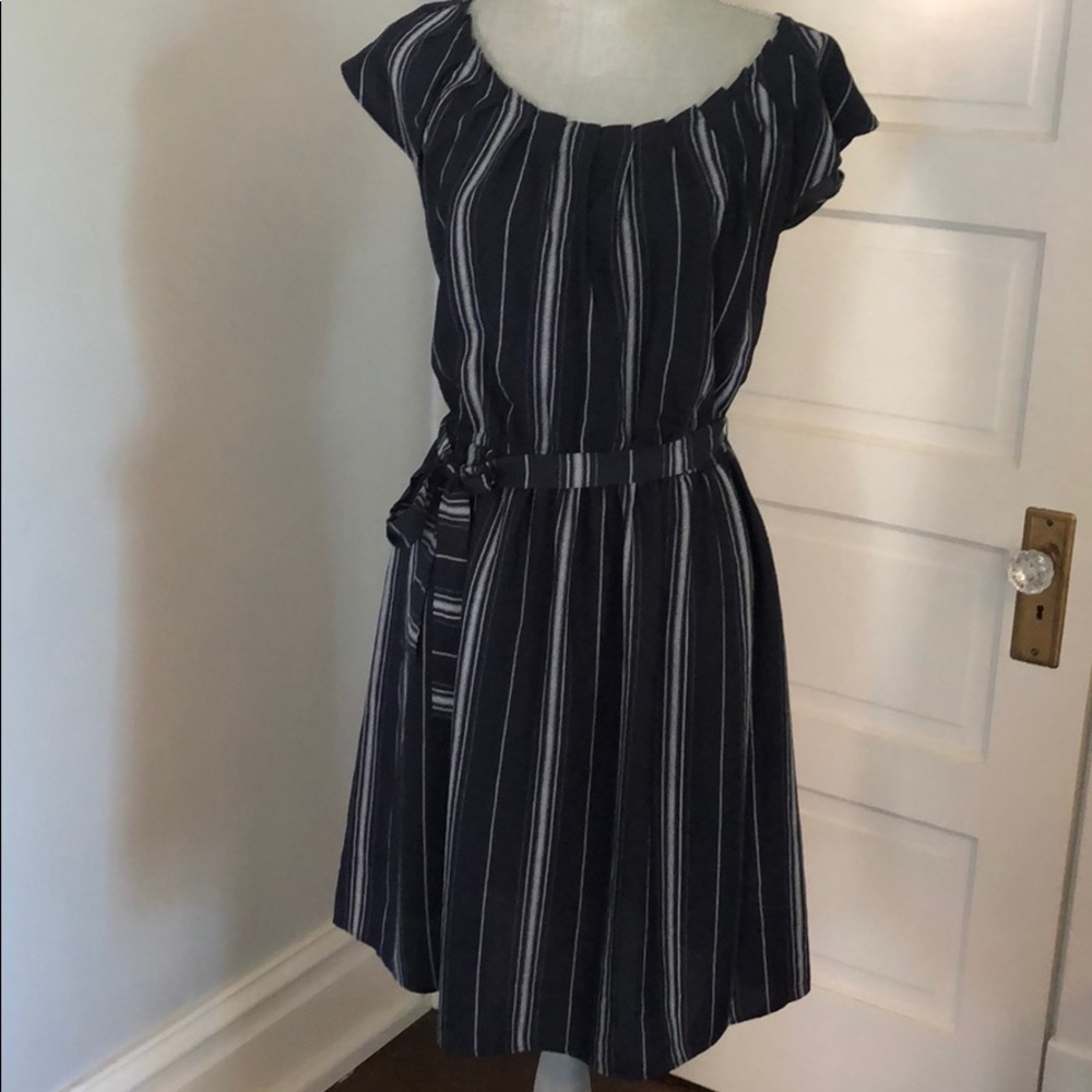 Lauren Conrad, size M. Striped dress, fabric belt.